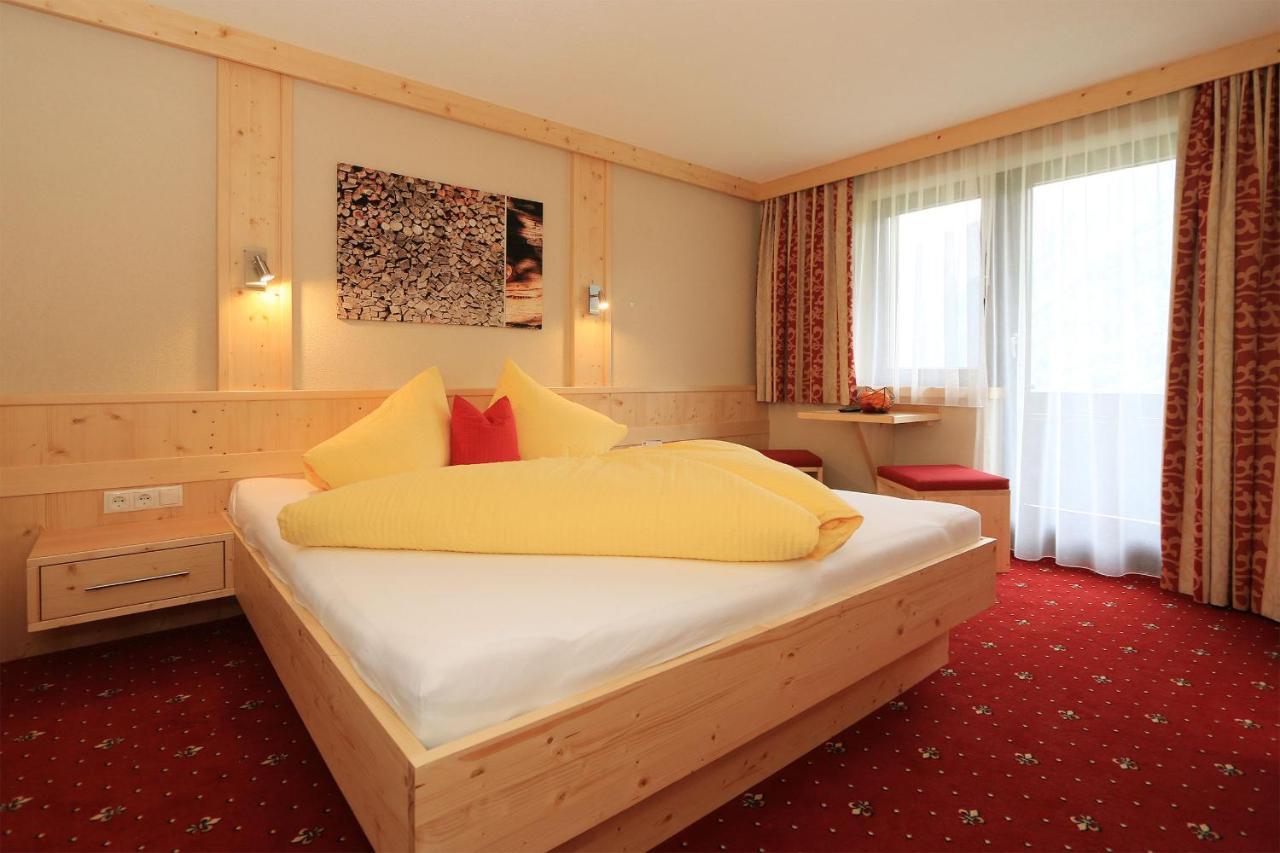 Haus Stefanie Hotel Sölden Kültér fotó